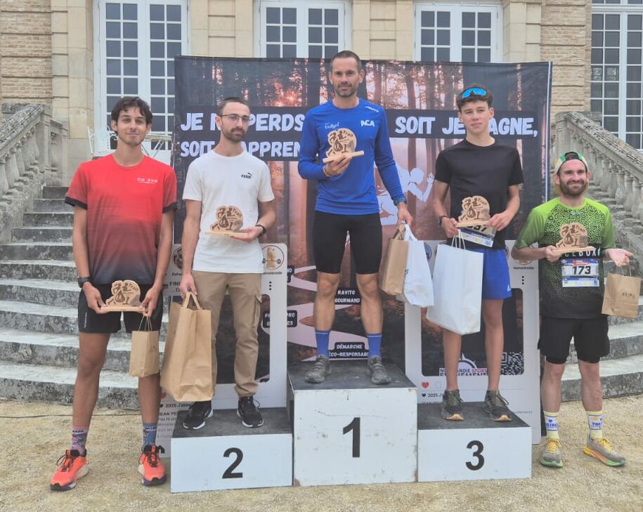 Podium de Benoît et Yolan au Trail Sang Relâche 2026